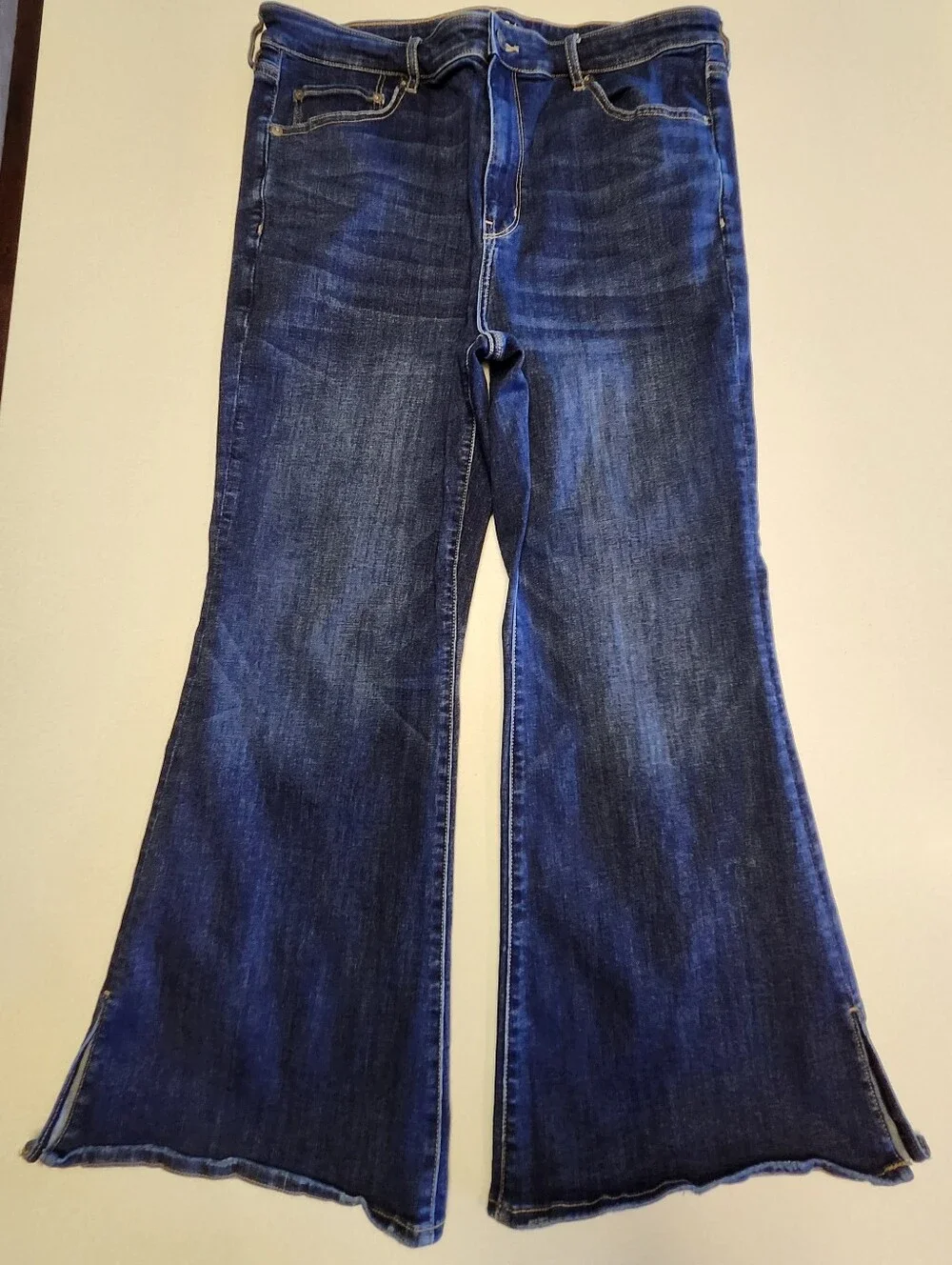 American Eagle Outfitters Super High Rise Flare Leg Jeans, 18 Short - Picture 2 of 11